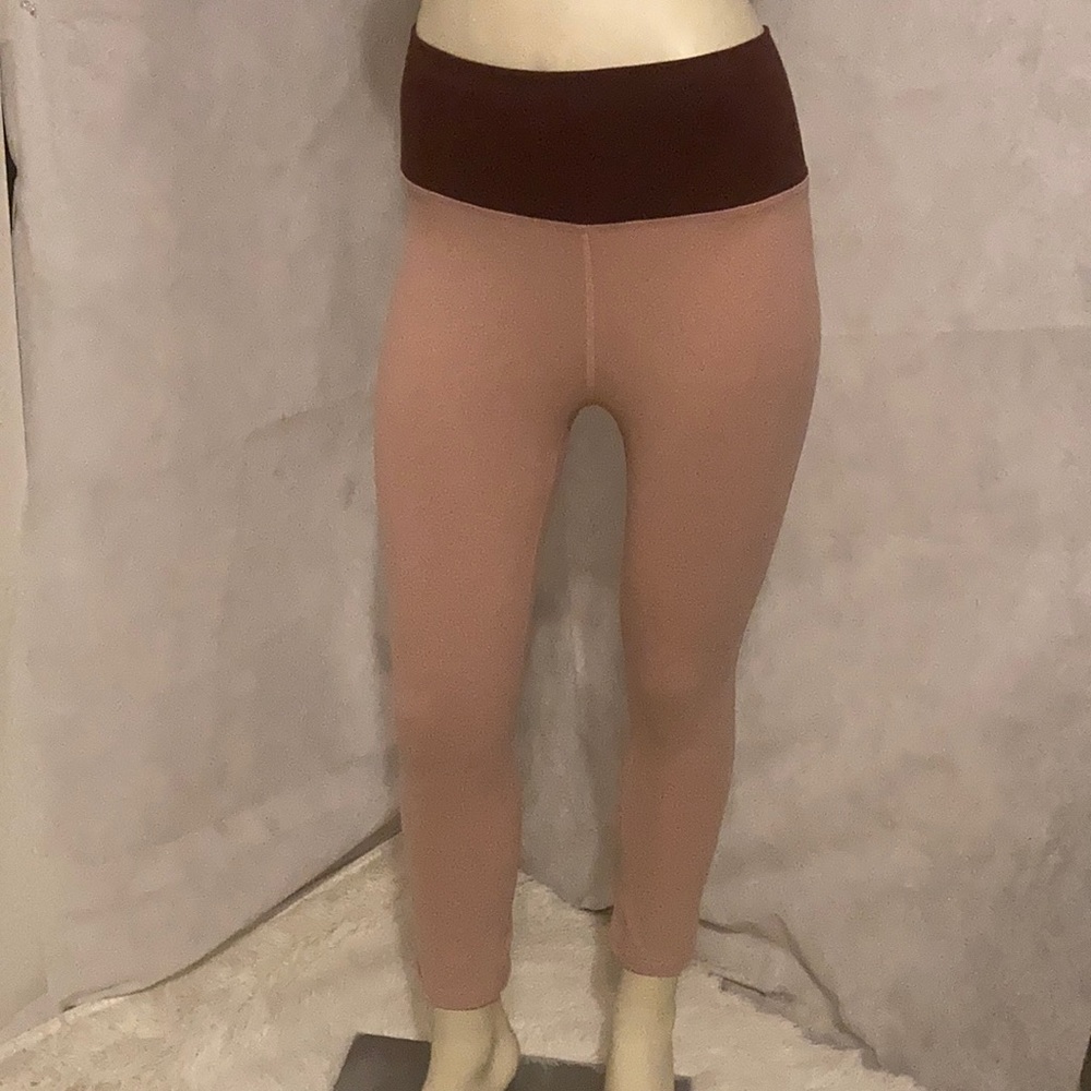 FABLETICS Leggings Size Small👟